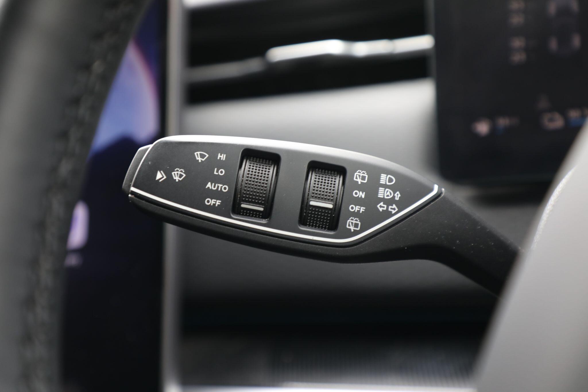 Large vehicle image